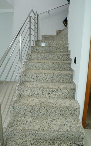 Casa para alugar com 239m², 4 quartos e 4 vagas
