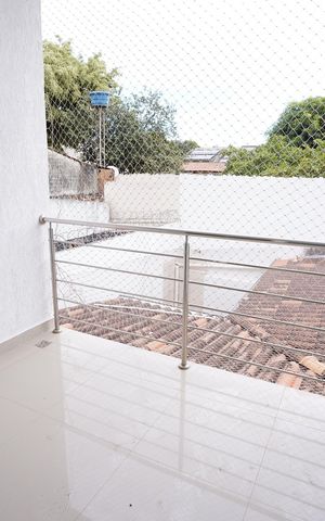 Casa para alugar com 239m², 4 quartos e 4 vagas