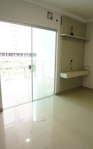 Casa para alugar com 239m², 4 quartos e 4 vagas