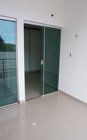 Casa para alugar com 239m², 4 quartos e 4 vagas