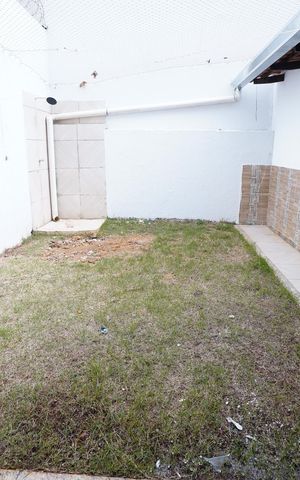 Casa para alugar com 239m², 4 quartos e 4 vagas