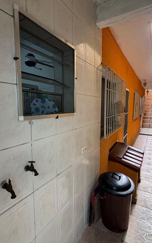 Casa à venda com 135m², 2 quartos e 3 vagas Casa à venda com 135m², 2 quartos e 3 vagasCorredor