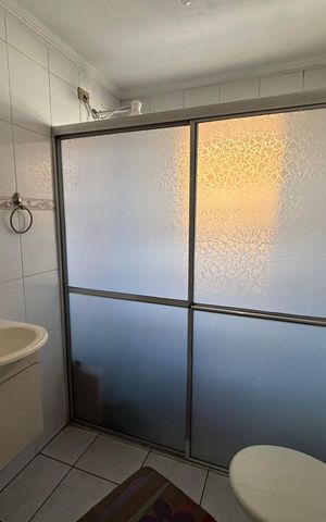 Casa à venda com 135m², 2 quartos e 3 vagas Casa à venda com 135m², 2 quartos e 3 vagasBanheiro 2