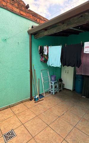 Casa à venda com 135m², 2 quartos e 3 vagas Casa à venda com 135m², 2 quartos e 3 vagasQuintal