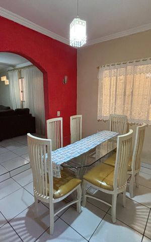 Casa à venda com 135m², 2 quartos e 3 vagas Casa à venda com 135m², 2 quartos e 3 vagasSala de jantar