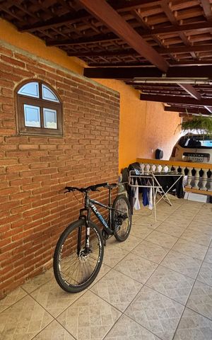 Casa à venda com 135m², 2 quartos e 3 vagas Casa à venda com 135m², 2 quartos e 3 vagasQuintal