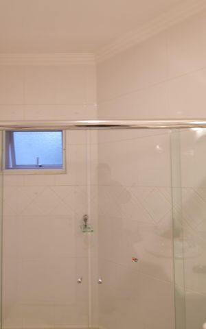 Casa de condomínio à venda com 280m², 4 quartos e 4 vagasBanheiro Suíte