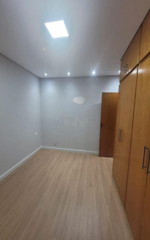 Casa à venda com 165m², 3 quartos e 2 vagas