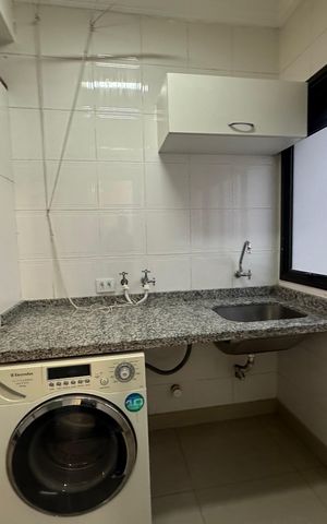 Apartamento à venda com 118m², 3 quartos e 2 vagas Apartamento à venda com 118m², 3 quartos e 2 vagasÁrea de Serviço