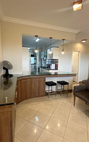Apartamento à venda com 118m², 3 quartos e 2 vagas Apartamento à venda com 118m², 3 quartos e 2 vagasSala