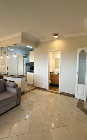 Apartamento à venda com 118m², 3 quartos e 2 vagas Apartamento à venda com 118m², 3 quartos e 2 vagasSala