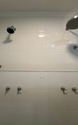Apartamento à venda com 118m², 3 quartos e 2 vagas Apartamento à venda com 118m², 3 quartos e 2 vagasBanheiro da Suíte 1