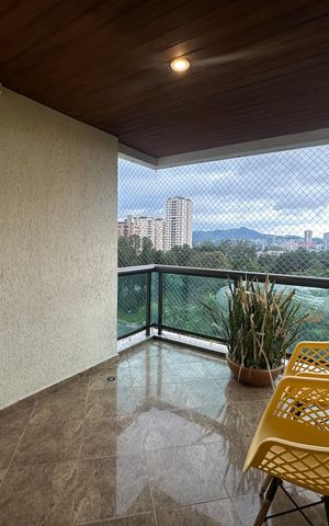 Apartamento à venda com 118m², 3 quartos e 2 vagas Apartamento à venda com 118m², 3 quartos e 2 vagasVaranda da Sala