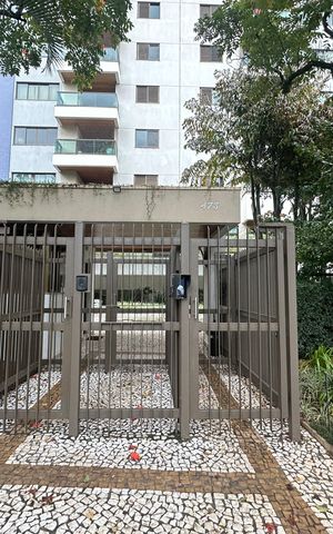 Apartamento à venda com 118m², 3 quartos e 2 vagas Apartamento à venda com 118m², 3 quartos e 2 vagasFachada e portaria