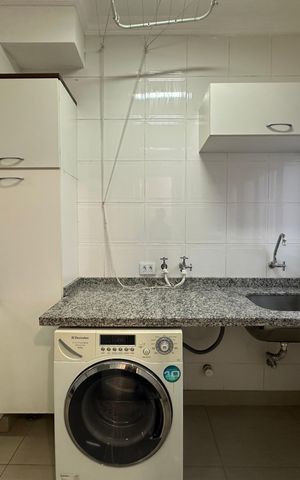 Apartamento à venda com 118m², 3 quartos e 2 vagas Apartamento à venda com 118m², 3 quartos e 2 vagasÁrea de Serviço