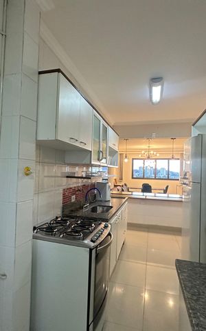 Apartamento à venda com 118m², 3 quartos e 2 vagas Apartamento à venda com 118m², 3 quartos e 2 vagasCozinha
