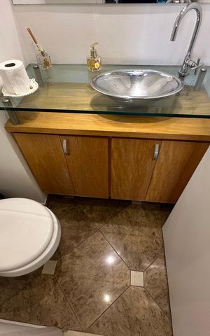 Apartamento à venda com 118m², 3 quartos e 2 vagas Apartamento à venda com 118m², 3 quartos e 2 vagasLavabo