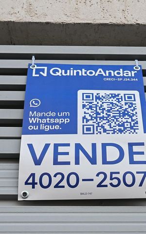 Casa à venda com 130m², 3 quartos e 2 vagasFachada