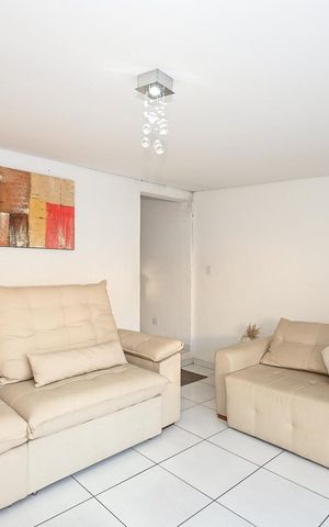 Casa à venda com 130m², 3 quartos e 2 vagasSala
