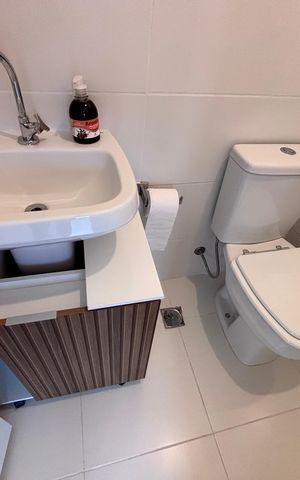 Apartamento para alugar com 55m², 2 quartos e 1 vaga Apartamento para alugar com 55m², 2 quartos e 1 vagaBanheiro