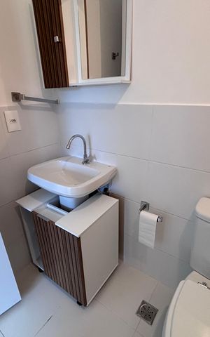 Apartamento para alugar com 55m², 2 quartos e 1 vaga Apartamento para alugar com 55m², 2 quartos e 1 vagaBanheiro do Quarto 1