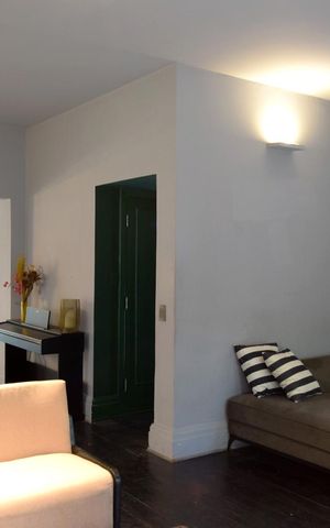 Casa à venda com 312m², 4 quartos e 3 vagasSala de estar