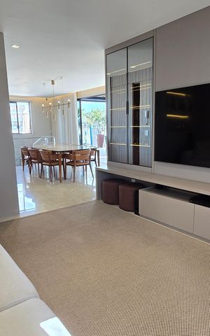 Apartamento à venda com 284m², 4 quartos e 5 vagasSala