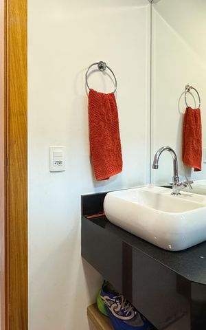 Apartamento à venda com 127m², 3 quartos e 2 vagas Apartamento à venda com 127m², 3 quartos e 2 vagasLavabo