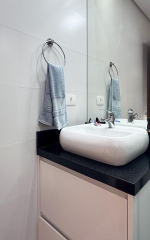 Apartamento à venda com 127m², 3 quartos e 2 vagas Apartamento à venda com 127m², 3 quartos e 2 vagasBanheiro Social