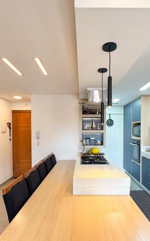 Apartamento à venda com 127m², 3 quartos e 2 vagas Apartamento à venda com 127m², 3 quartos e 2 vagasCozinha