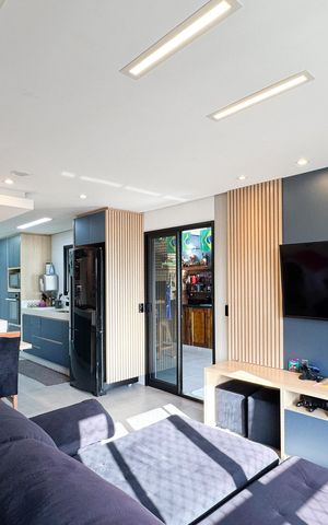 Apartamento à venda com 127m², 3 quartos e 2 vagas Apartamento à venda com 127m², 3 quartos e 2 vagasSala