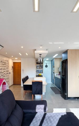 Apartamento à venda com 127m², 3 quartos e 2 vagas Apartamento à venda com 127m², 3 quartos e 2 vagasSala