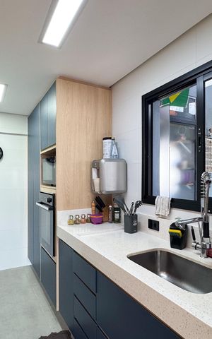 Apartamento à venda com 127m², 3 quartos e 2 vagas Apartamento à venda com 127m², 3 quartos e 2 vagasCozinha