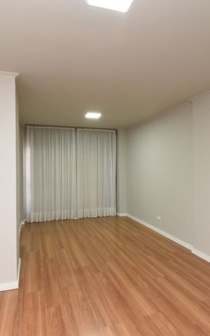 Apartamento para alugar com 71m², 2 quartos e 1 vagaSala