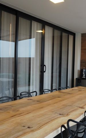 Casa de condomínio à venda com 407m², 4 quartos e 6 vagasÁrea de lazer