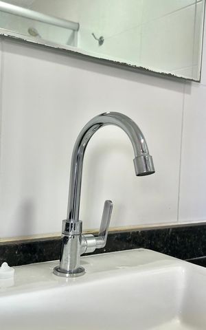 Studio para alugar com 26m², 1 quarto e 1 vaga Studio para alugar com 26m², 1 quarto e 1 vagaBanheiro