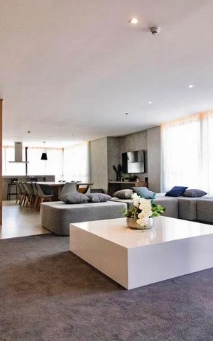 Studio para alugar com 26m², 1 quarto e 1 vaga Studio para alugar com 26m², 1 quarto e 1 vagaÁrea comum - Salão de festas