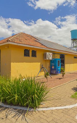 Casa de condomínio à venda com 45m², 2 quartos e 1 vaga Casa de condomínio à venda com 45m², 2 quartos e 1 vagaÁrea comum - Salão de festas
