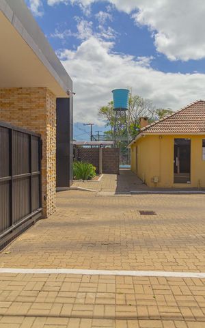 Casa de condomínio à venda com 45m², 2 quartos e 1 vaga Casa de condomínio à venda com 45m², 2 quartos e 1 vagaÁrea comum