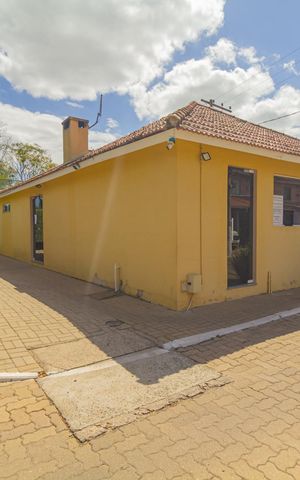 Casa de condomínio à venda com 45m², 2 quartos e 1 vaga Casa de condomínio à venda com 45m², 2 quartos e 1 vagaÁrea comum - Salão de festas