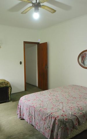 Casa à venda com 228m², 3 quartos e 2 vagasSuíte 