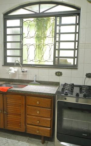Casa à venda com 228m², 3 quartos e 2 vagasCozinha 