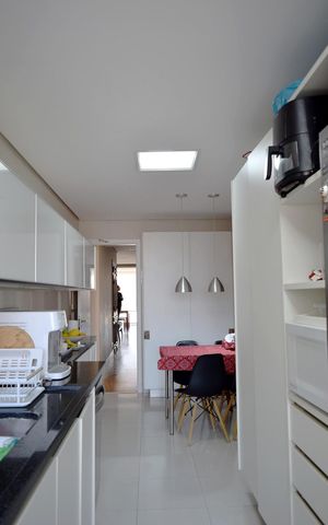 Apartamento à venda com 181m², 3 quartos e 3 vagasCozinha