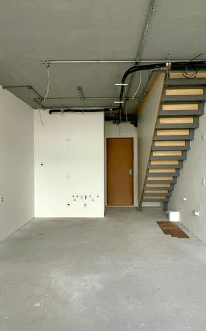 Apartamento à venda com 84m², 1 quarto e 1 vaga Apartamento à venda com 84m², 1 quarto e 1 vagaSala
