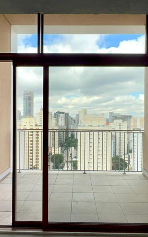 Apartamento à venda com 84m², 1 quarto e 1 vaga Apartamento à venda com 84m², 1 quarto e 1 vagaVaranda