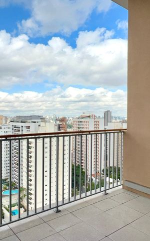 Apartamento à venda com 84m², 1 quarto e 1 vaga Apartamento à venda com 84m², 1 quarto e 1 vagaVaranda