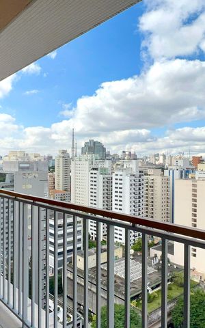 Apartamento à venda com 136m², 2 quartos e 2 vagas Apartamento à venda com 136m², 2 quartos e 2 vagasVaranda