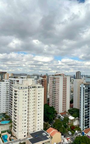 Apartamento à venda com 136m², 2 quartos e 2 vagas Apartamento à venda com 136m², 2 quartos e 2 vagasVista da Varanda