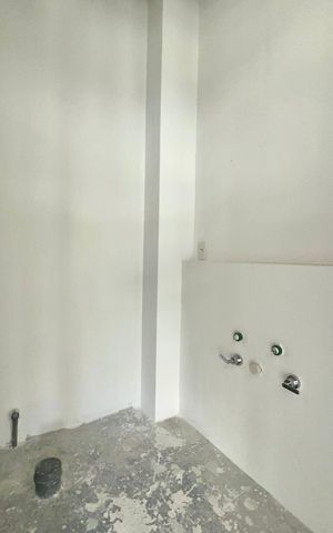 Apartamento à venda com 136m², 2 quartos e 2 vagas Apartamento à venda com 136m², 2 quartos e 2 vagasBanheiro da Suíte 2