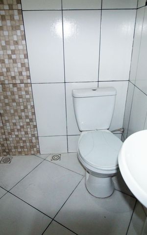 Casa à venda com 60m², 2 quartos e sem vagaBanheiro